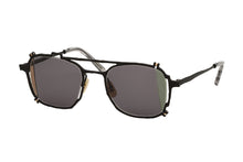 Load image into Gallery viewer, MM-0080 Sunglasses : broken Lens