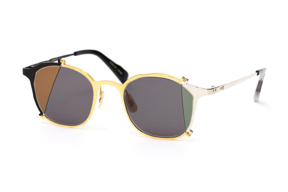 MM-0029 Sunglasses : broken Lens