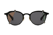Load image into Gallery viewer, MM-0049 Sunglasses : broken Lens